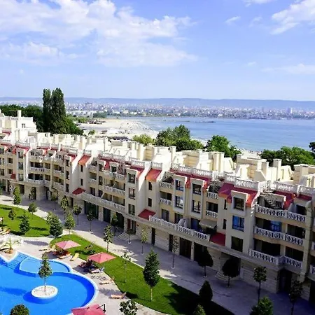 South Bay Luxury Studio Apartman Várna
