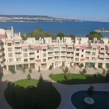 Apartment South Bay Luxury Studio
